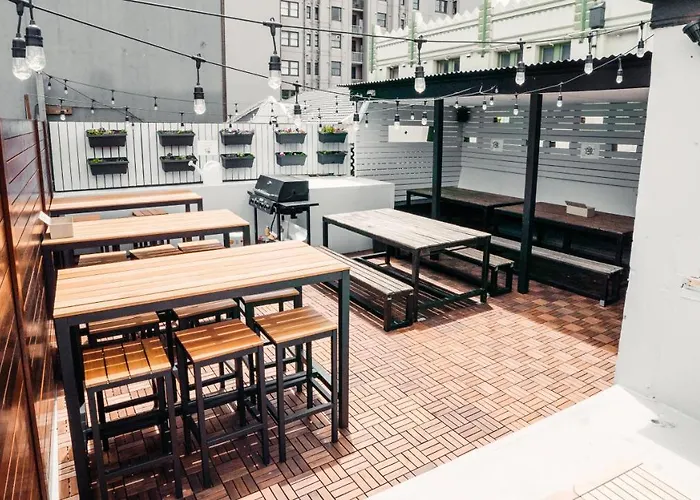 Mad Monkey DowntownHostel